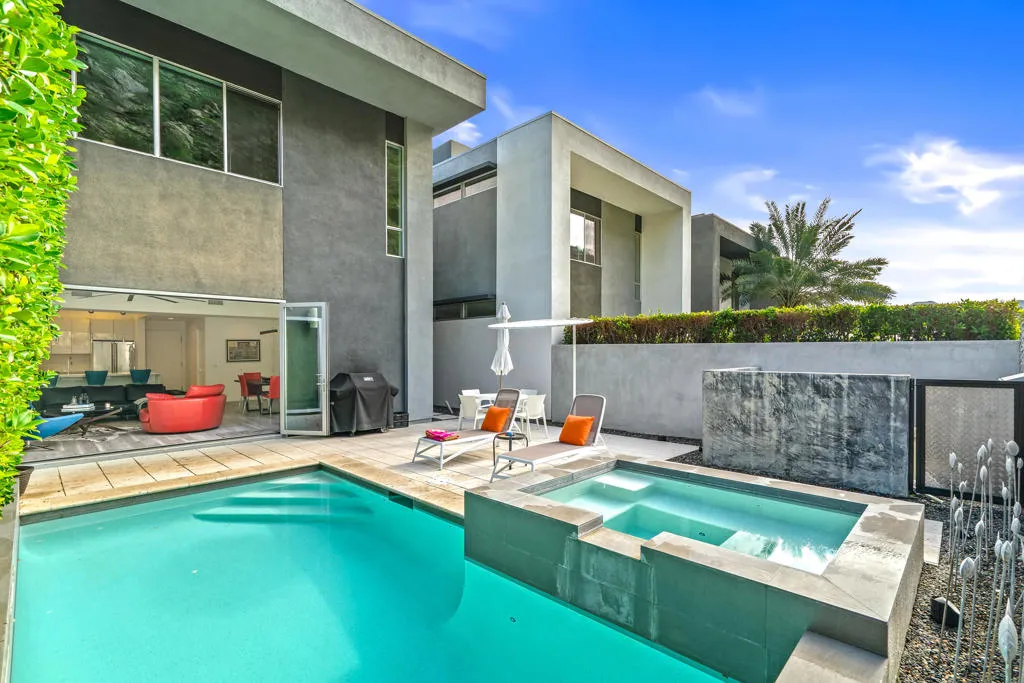 1231 Surrey Lane, Palm Springs, California 92264 home-pic-26