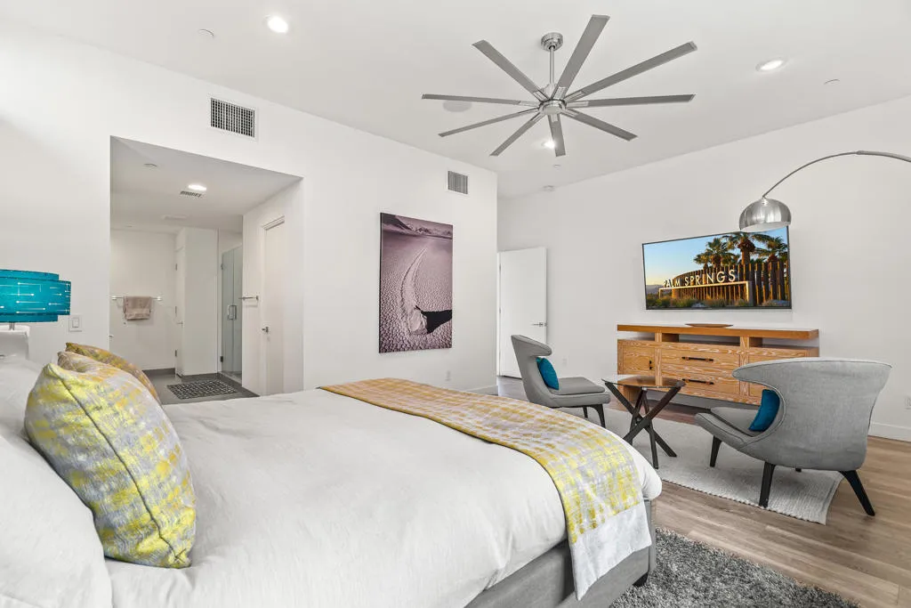 1231 Surrey Lane, Palm Springs, California 92264 home-pic-46