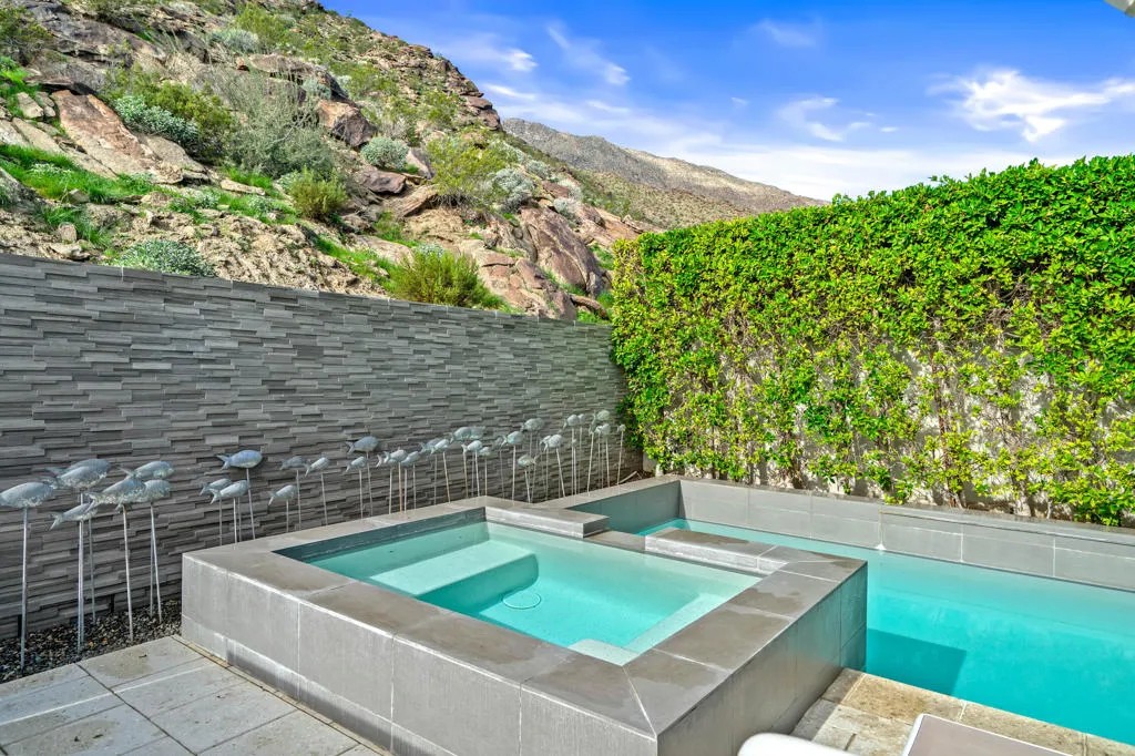 1231 Surrey Lane, Palm Springs, California 92264 home-pic-30