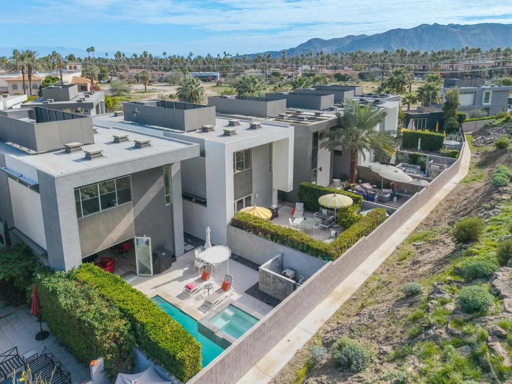 1231 Surrey Lane, Palm Springs, California 92264 home-pic-50