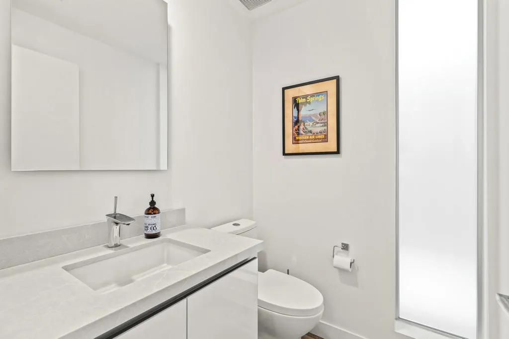 1231 Surrey Lane, Palm Springs, California 92264 home-pic-22