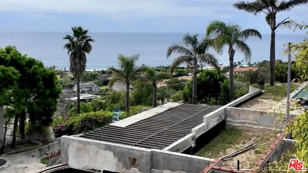 30087 Cuthbert Road, Malibu, California 90265 home-pic-1