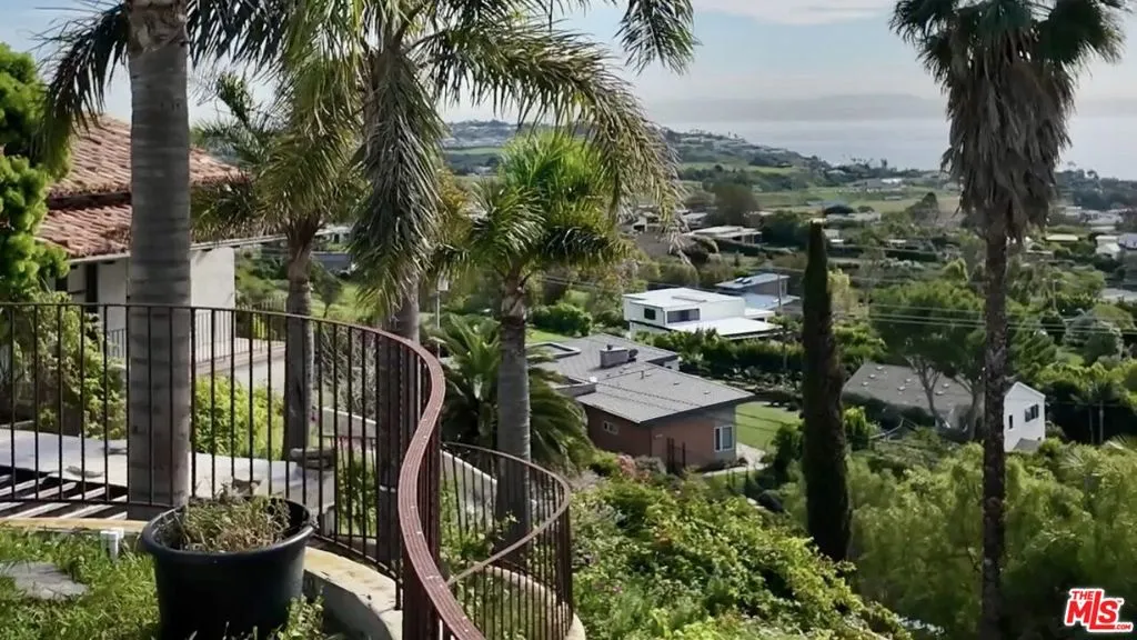 30087 Cuthbert Road, Malibu, California 90265 home-pic-3