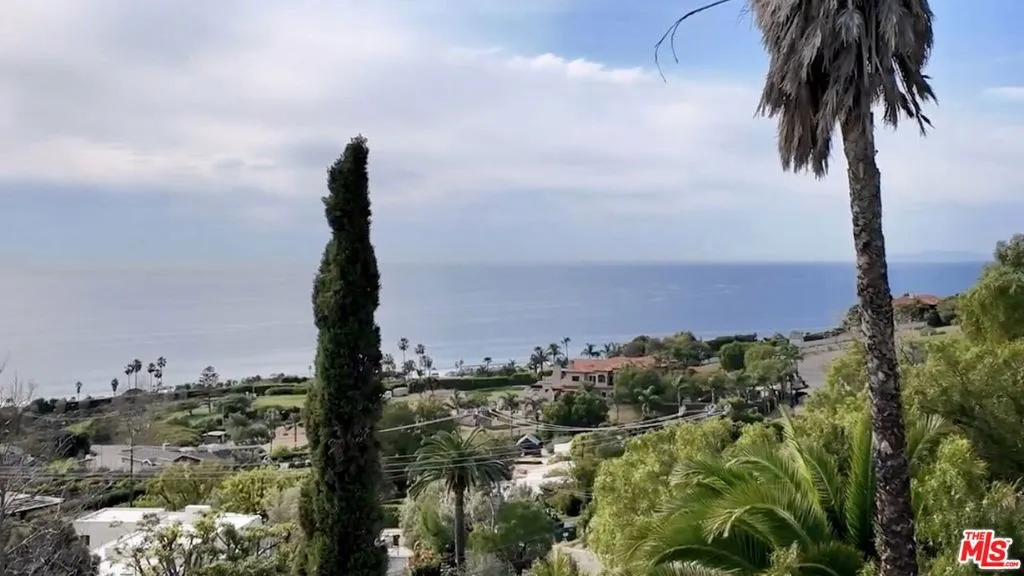 30087 Cuthbert Road, Malibu, California 90265 home-pic-2