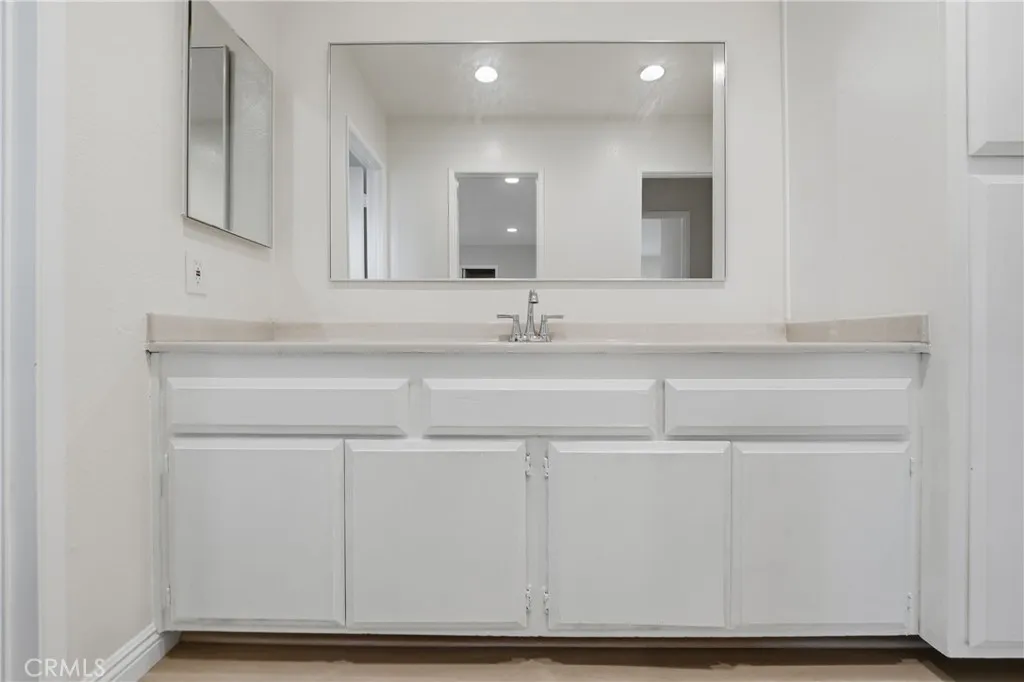 4167 Walnut Grove Ave, Rosemead, California 91770 home-pic-16