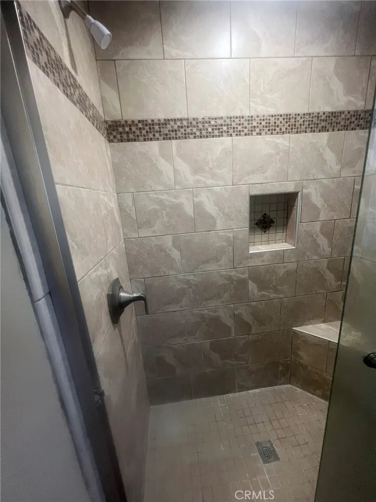 2000 W 54th, Los Angeles, California 90062 home-pic-29