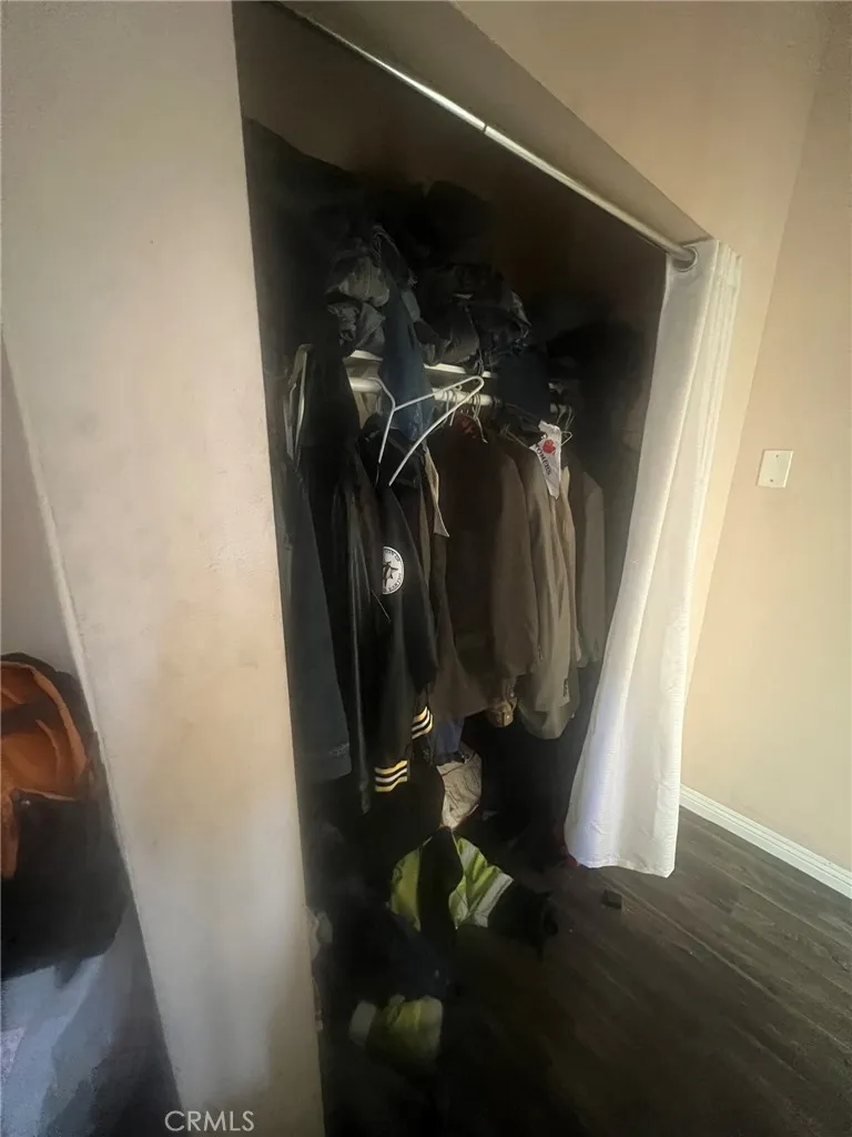 2000 W 54th, Los Angeles, California 90062 home-pic-17