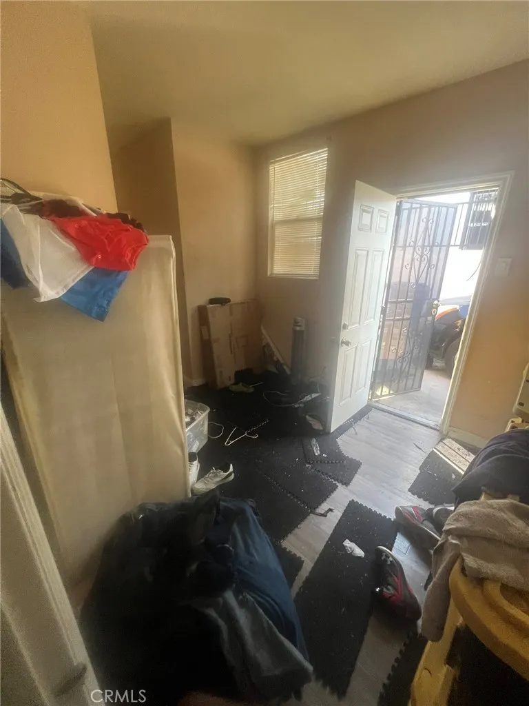 2000 W 54th, Los Angeles, California 90062 home-pic-15