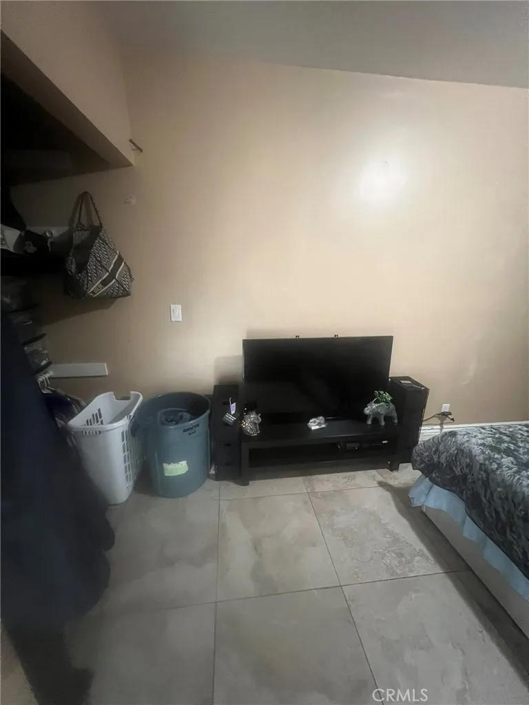 2000 W 54th, Los Angeles, California 90062 home-pic-6
