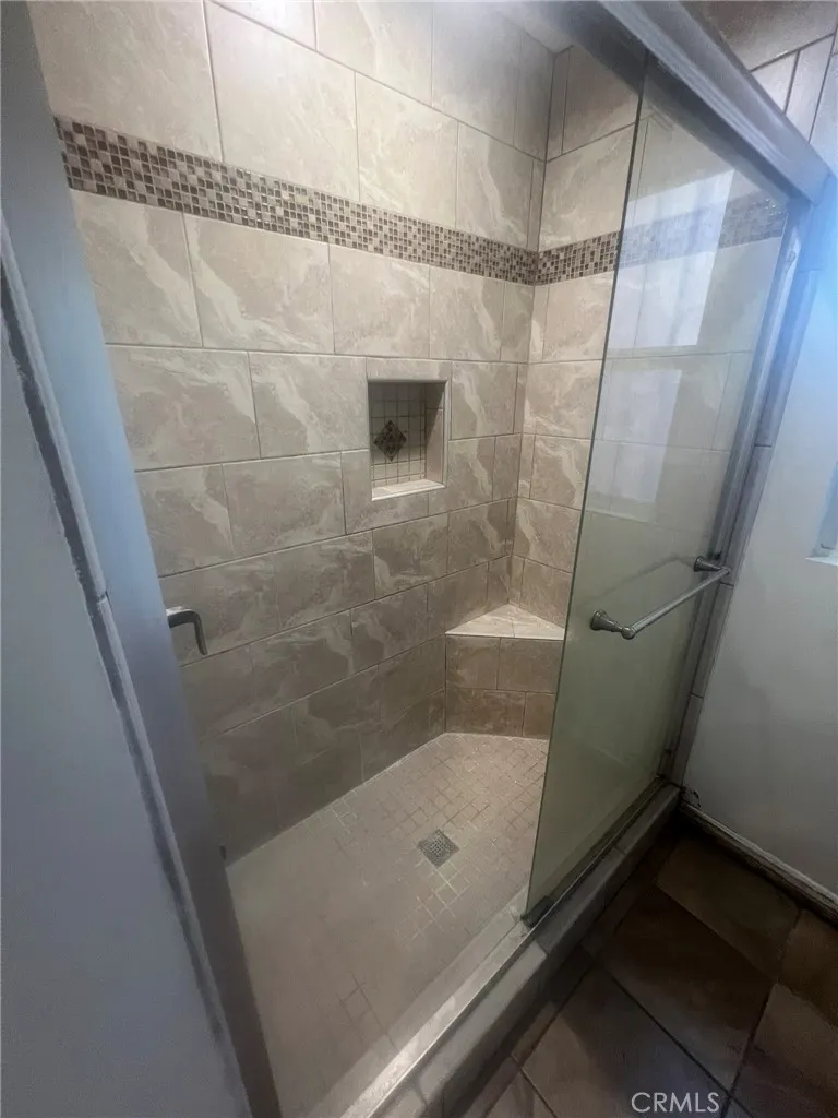 2000 W 54th, Los Angeles, California 90062 home-pic-28