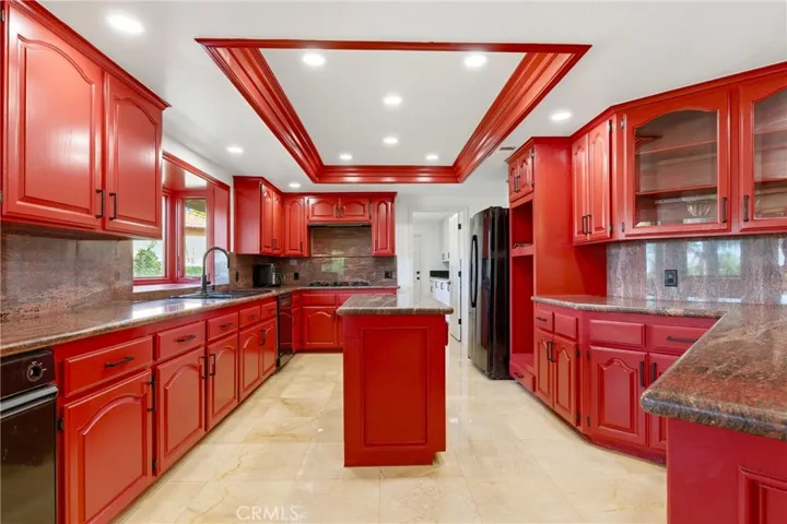 16575 Bonanza Dr, Riverside, California 92504