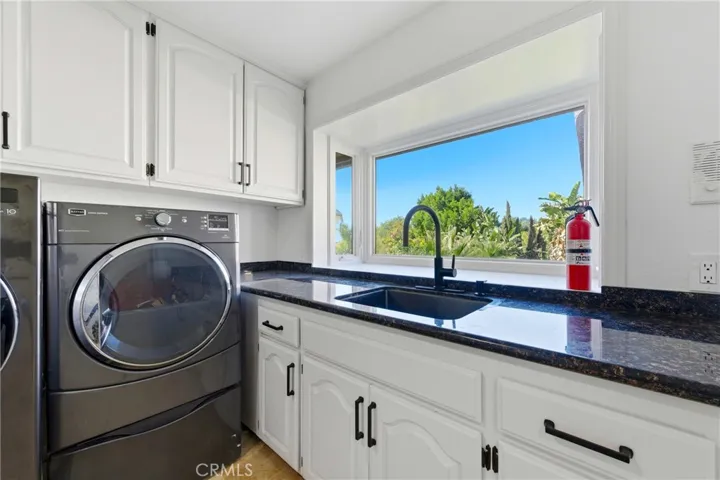 16575 Bonanza Dr, Riverside, California 92504