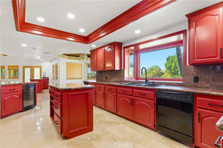 16575 Bonanza Dr, Riverside, California 92504