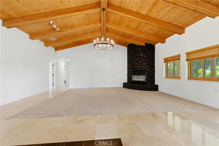 16575 Bonanza Dr, Riverside, California 92504