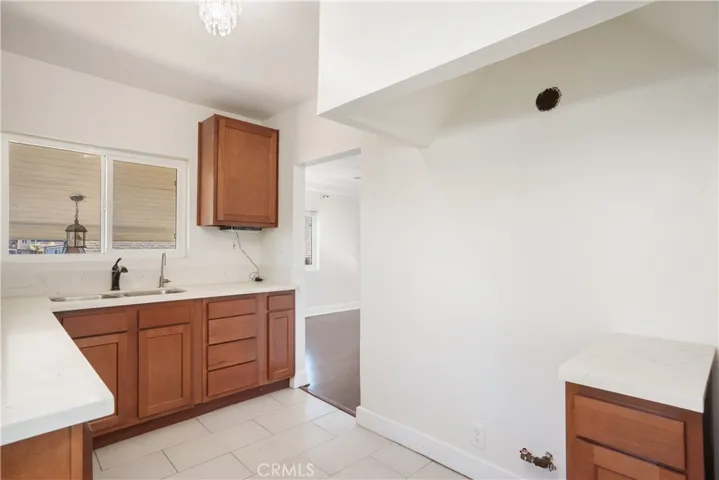 Kitchen of Rear House