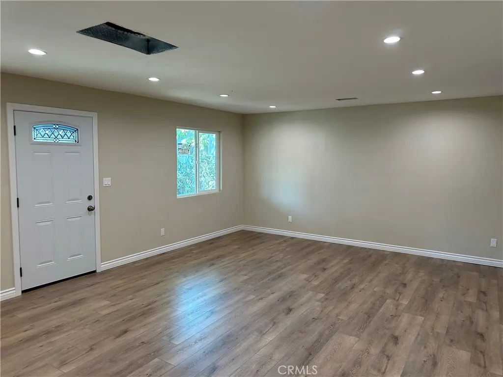 1189 W 19th Street, San Bernardino, California 92411 home-pic-4