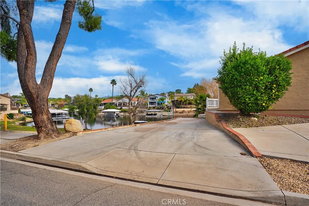 30649 Sea Horse, Canyon Lake, California 92587 home-pic-37