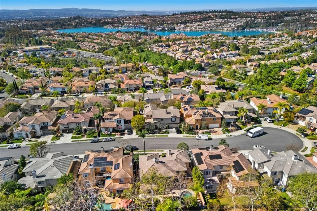 22846 Hunter Creek, Mission Viejo, California 92692 home-pic-47