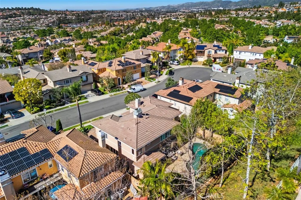 22846 Hunter Creek, Mission Viejo, California 92692 home-pic-48