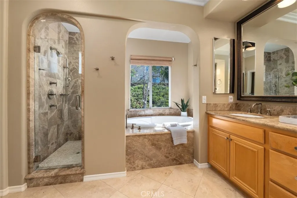 22846 Hunter Creek, Mission Viejo, California 92692 home-pic-28