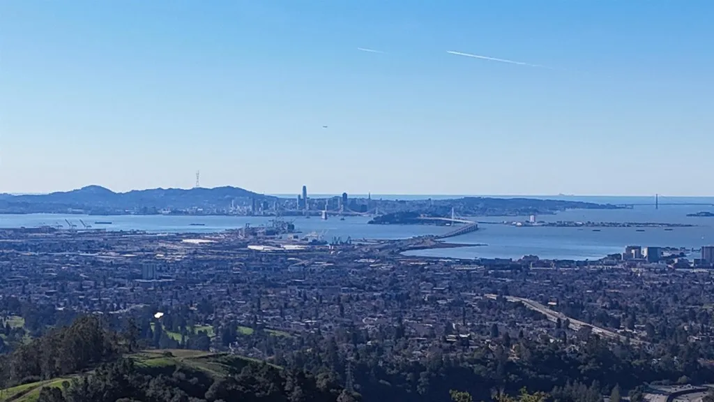 Bird's eye view of a water and mountain view