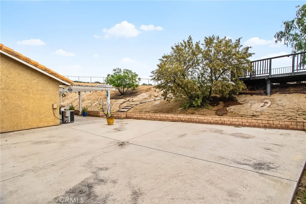 791 La Loma, Corona, California 92879 home-pic-36
