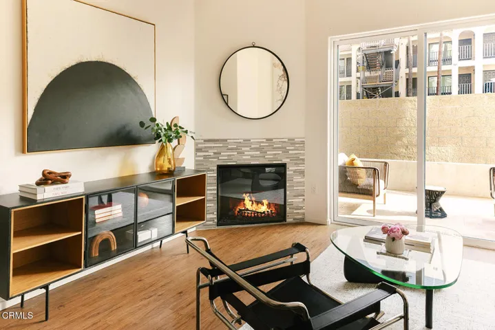 13_104_VERDARA_DAMOREhameline glendale