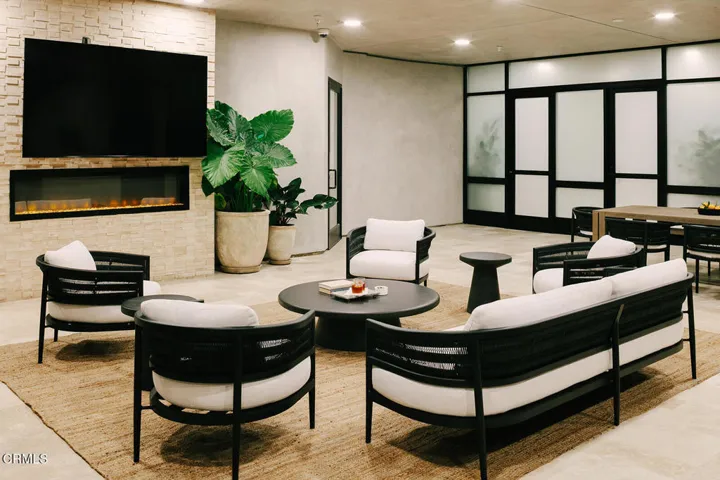 C11_VERDARA_DAMOREhameline glendale