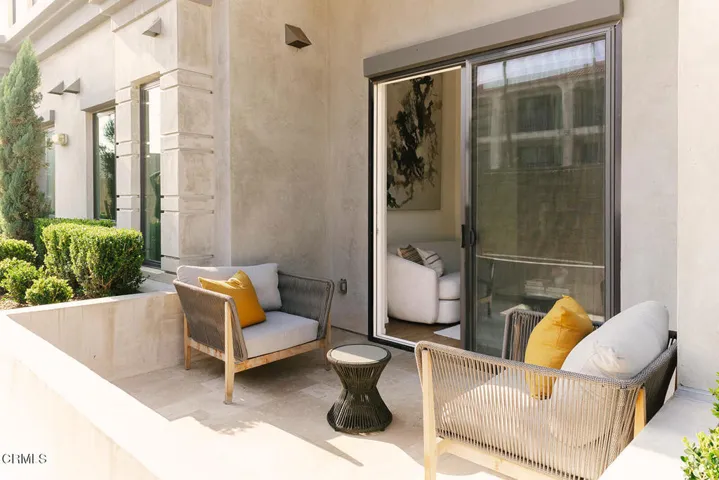 37_104_VERDARA_DAMOREhameline glendale