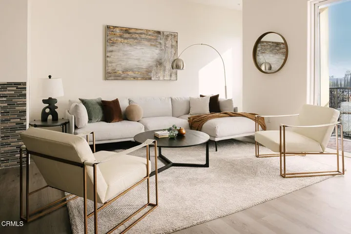 29_302_VERDARA_DAMOREhameline glendale