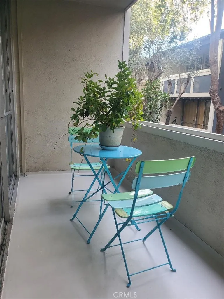 6355 Green Valley Circle 209, Culver City, California 90230 home-pic-14