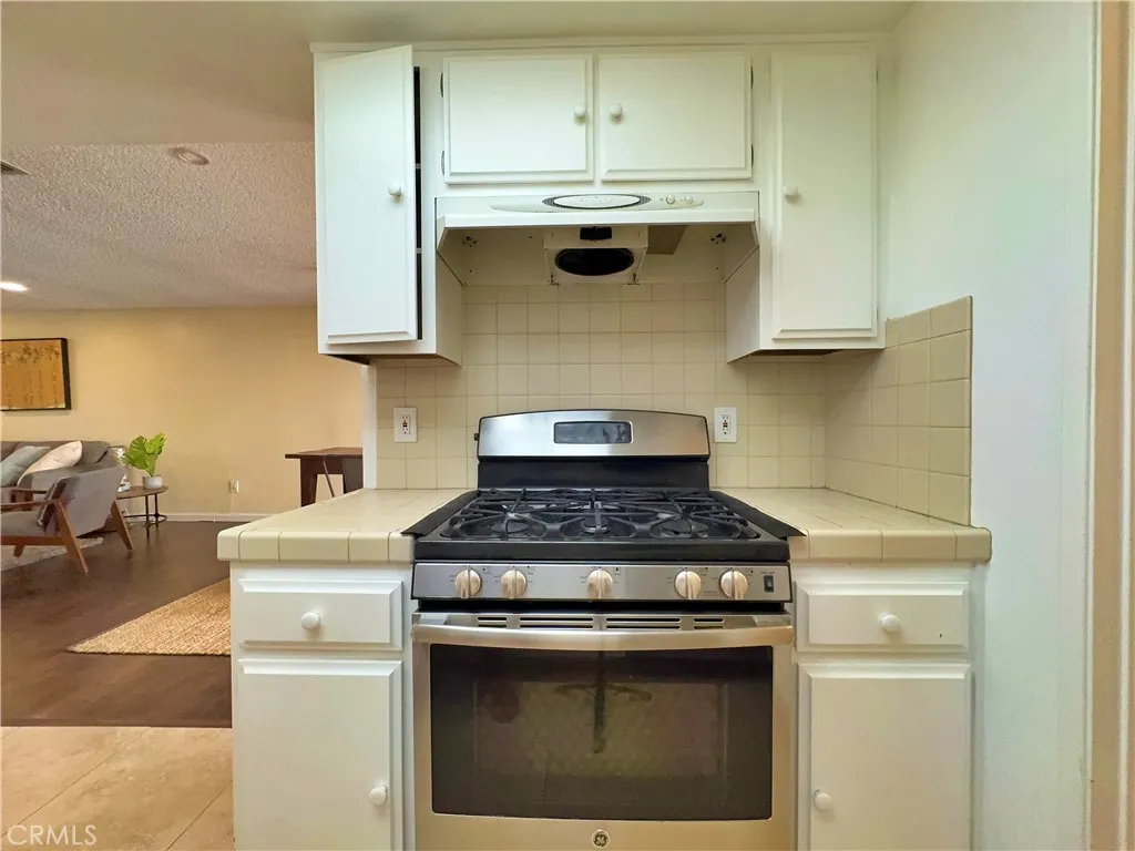 4177 Manhattan Beach Blvd., Lawndale, California 90260 home-pic-15