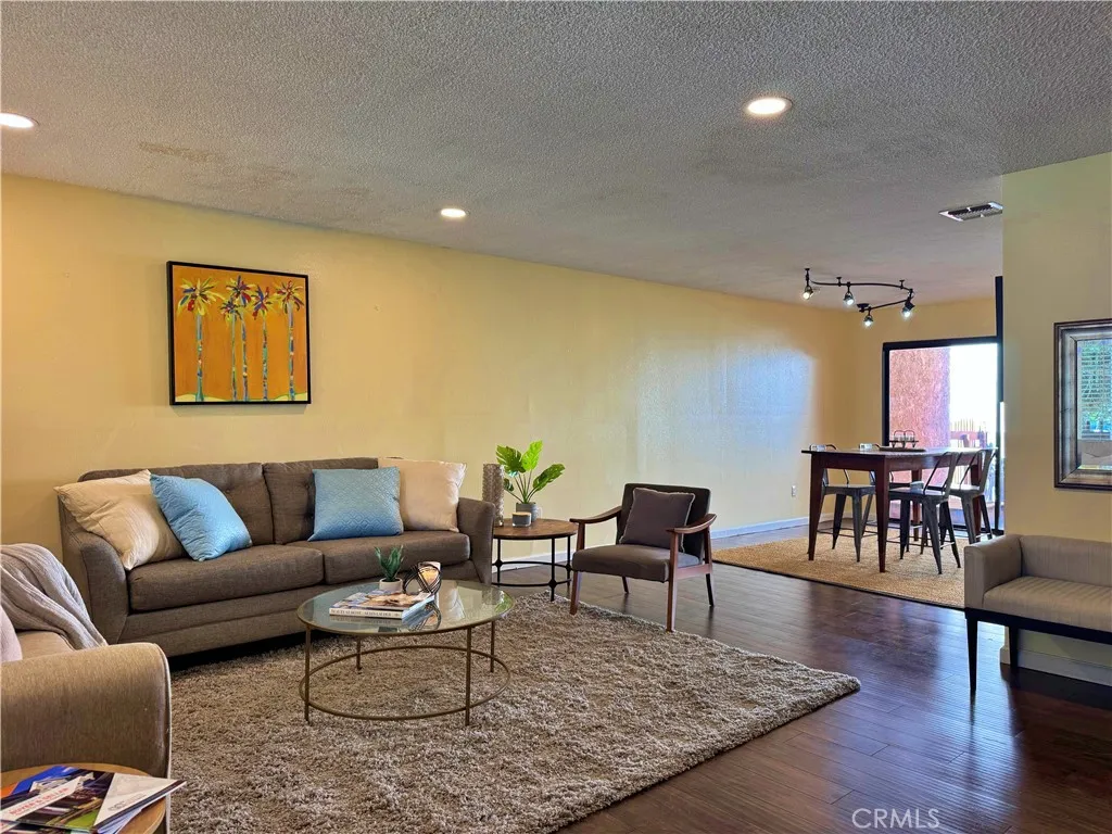 4177 Manhattan Beach Blvd., Lawndale, California 90260 home-pic-5