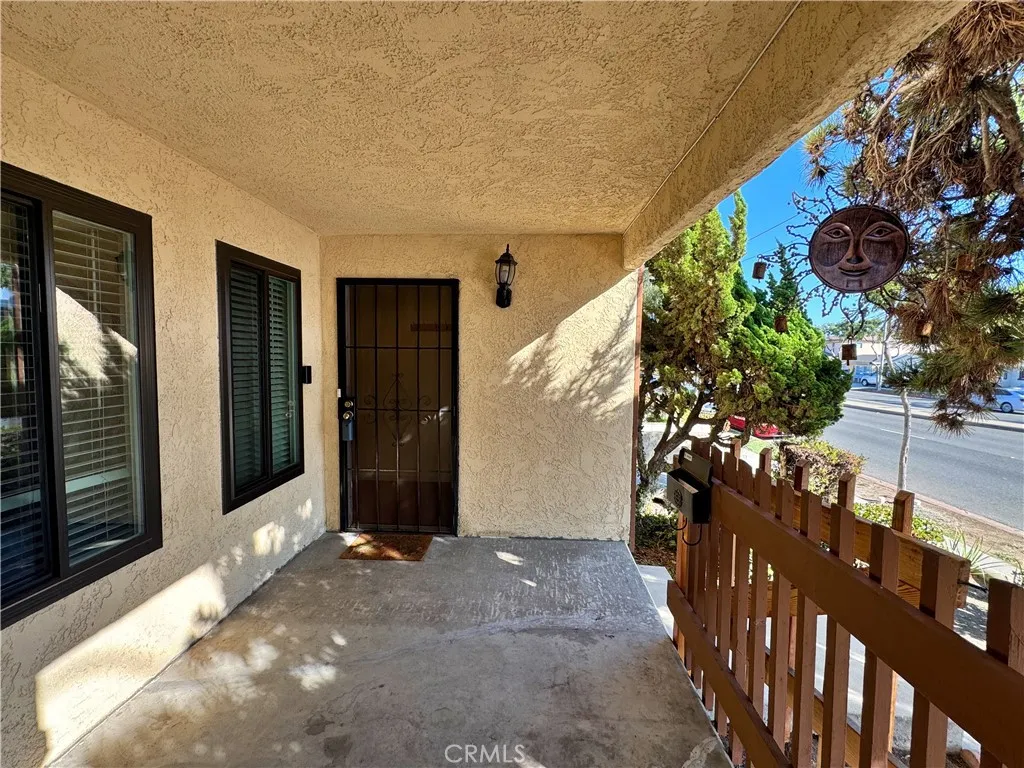 4177 Manhattan Beach Blvd., Lawndale, California 90260 home-pic-1