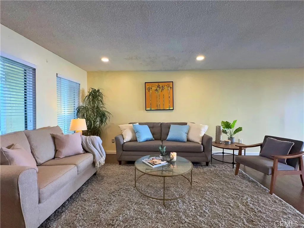 4177 Manhattan Beach Blvd., Lawndale, California 90260 home-pic-4