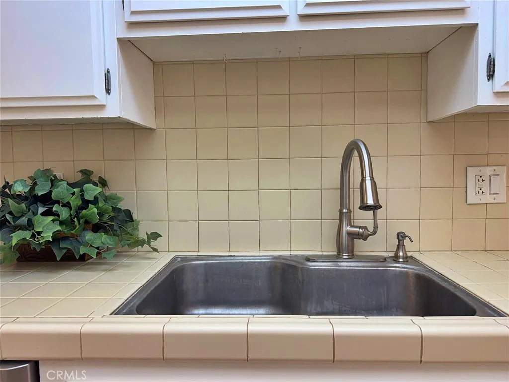4177 Manhattan Beach Blvd., Lawndale, California 90260 home-pic-16