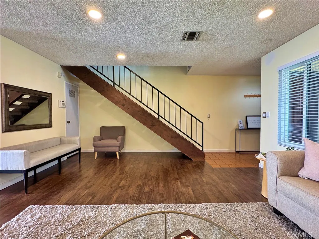 4177 Manhattan Beach Blvd., Lawndale, California 90260 home-pic-9