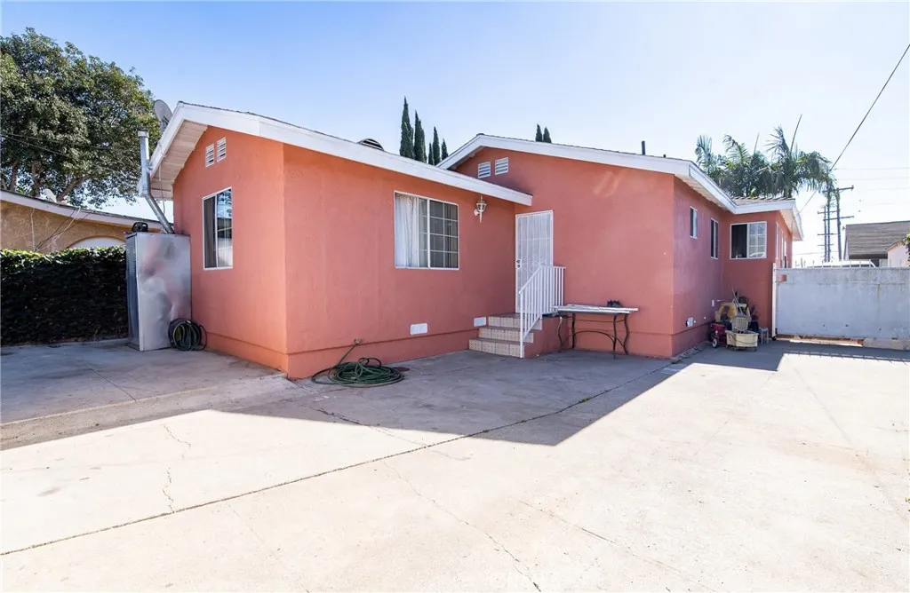 1215 E 91st, Los Angeles, California 90002 home-pic-22