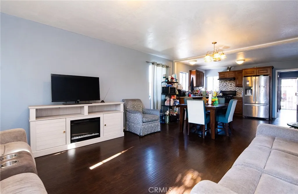 1215 E 91st, Los Angeles, California 90002 home-pic-7