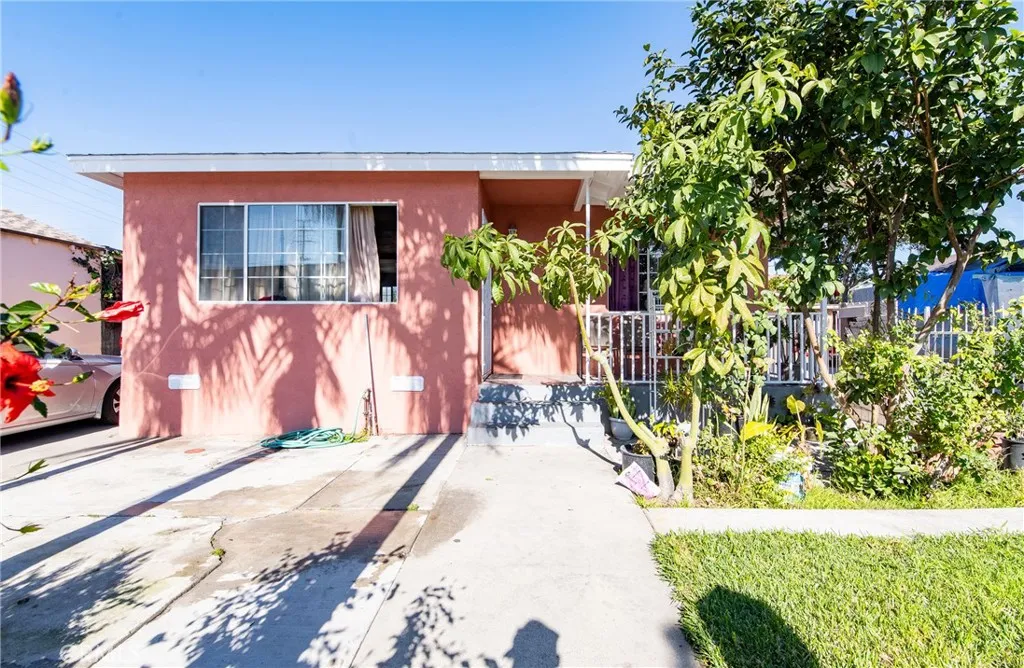 1215 E 91st, Los Angeles, California 90002 home-pic-3
