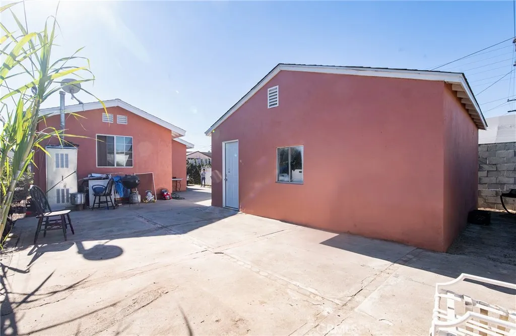 1215 E 91st, Los Angeles, California 90002 home-pic-21
