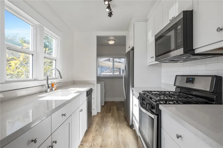 Front house 1 bed, 1 bath