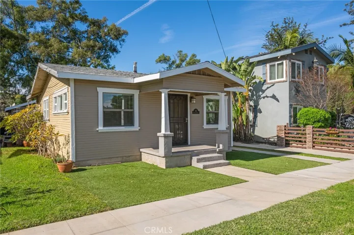 827 N Gaffey, San Pedro, California 90731