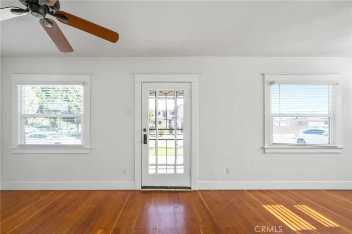 Front house 1 bed, 1 bath