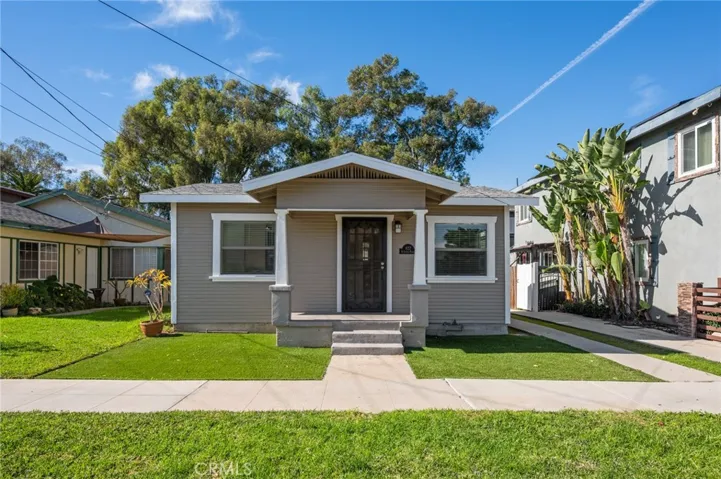 Front House - 1 bed, 1 bath