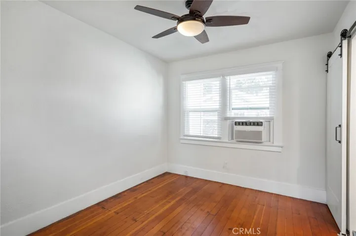 Front house 1 bed, 1 bath