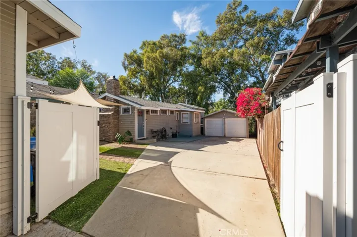 827 N Gaffey, San Pedro, California 90731