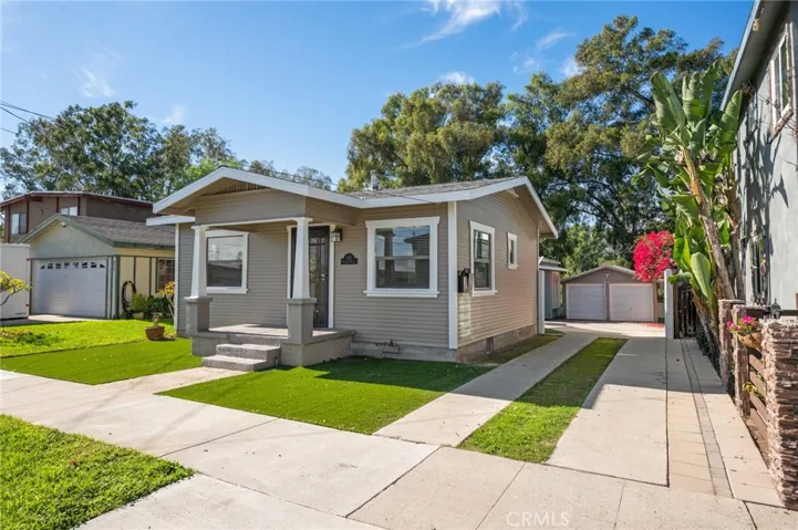 Classic Craftsman Style - 2 houses on a lot