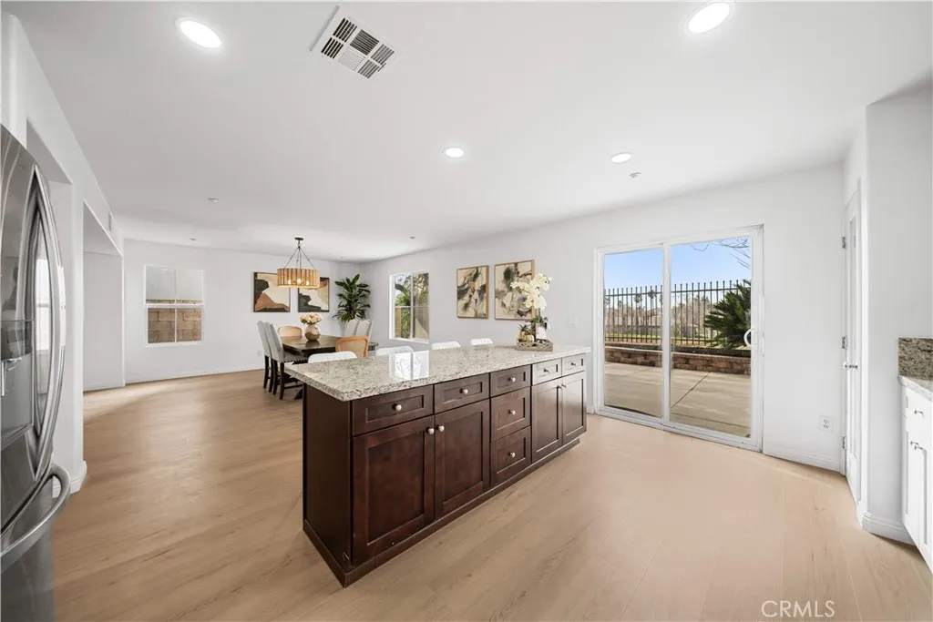 6208 Beth Page, Fontana, California 92336 home-pic-14