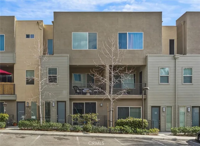 762 Chandler Walk, Upland, California 91786